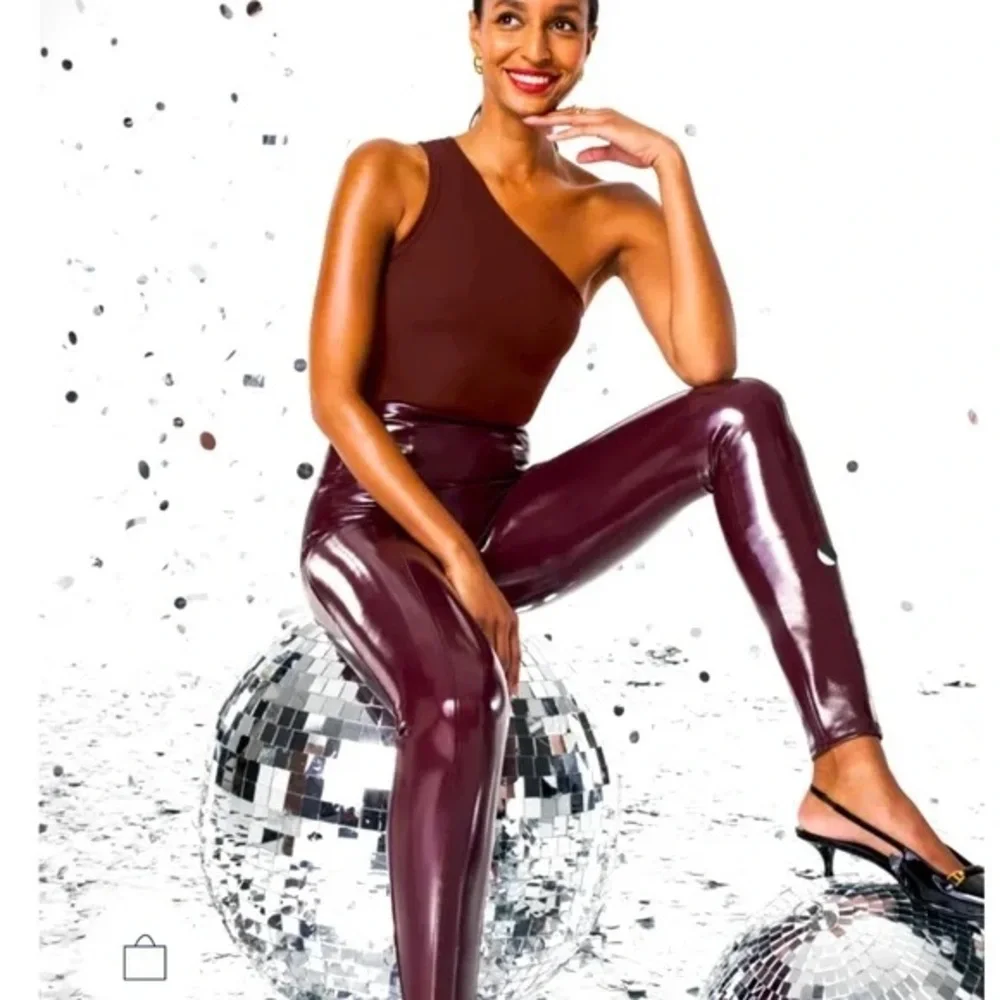 SPANX Faux Patent Leather Leggings Size L Burgundy Liquid Gloss Slim Fit - Picture 2 of 11